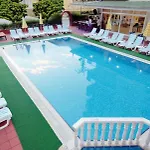 Risus Park Hotell 3*