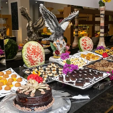 فندق Risus Park 3*