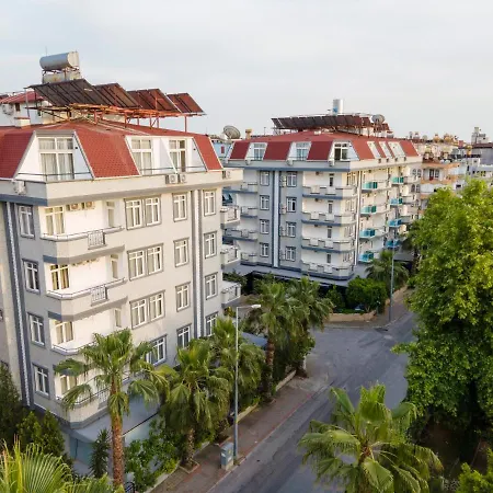 Отель Risus Park 3*