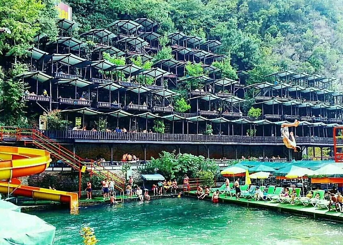 Risus Park Hotell 3*