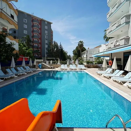 Risus Park 호텔 3*
